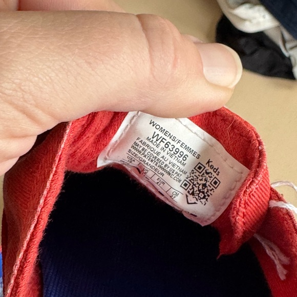 Slip on size 10 orange reddish Keds never worn - Picture 7 of 8